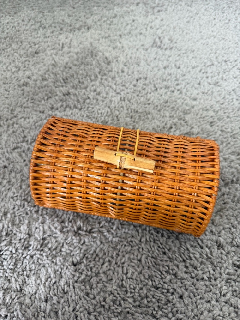 Lilly Pulitzer Wicker Clutch - Picture 2 of 5